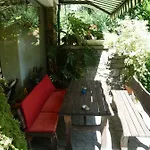 Gaestehaus-staats Bed & Breakfast Obervellach