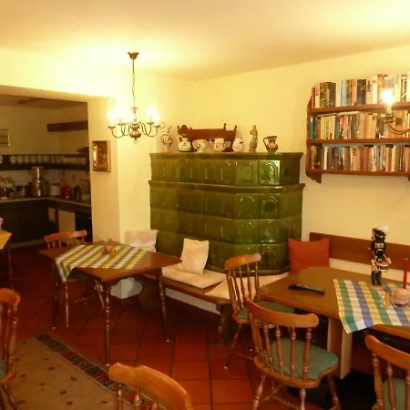 Gaestehaus-staats 3* Obervellach