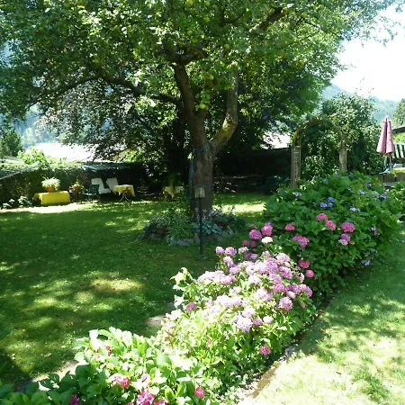 Gaestehaus-staats 3* أوبرفيلاخ